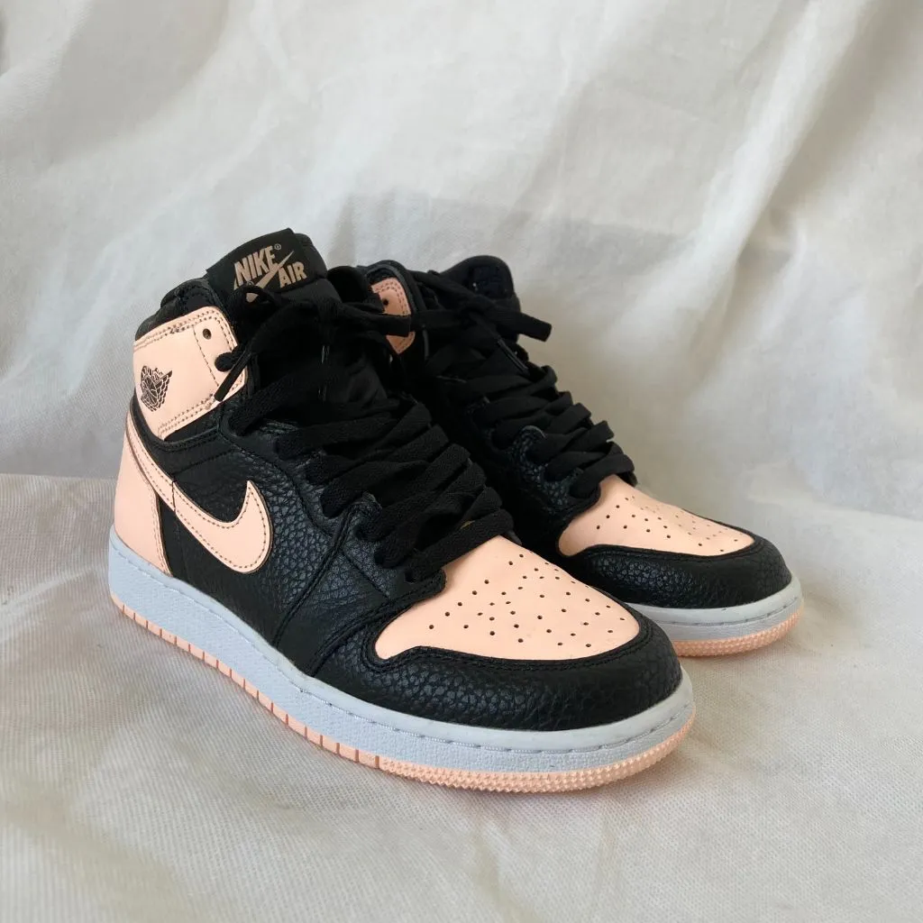 Air Jordan 1 Retro High OG crimson tint, 38.5