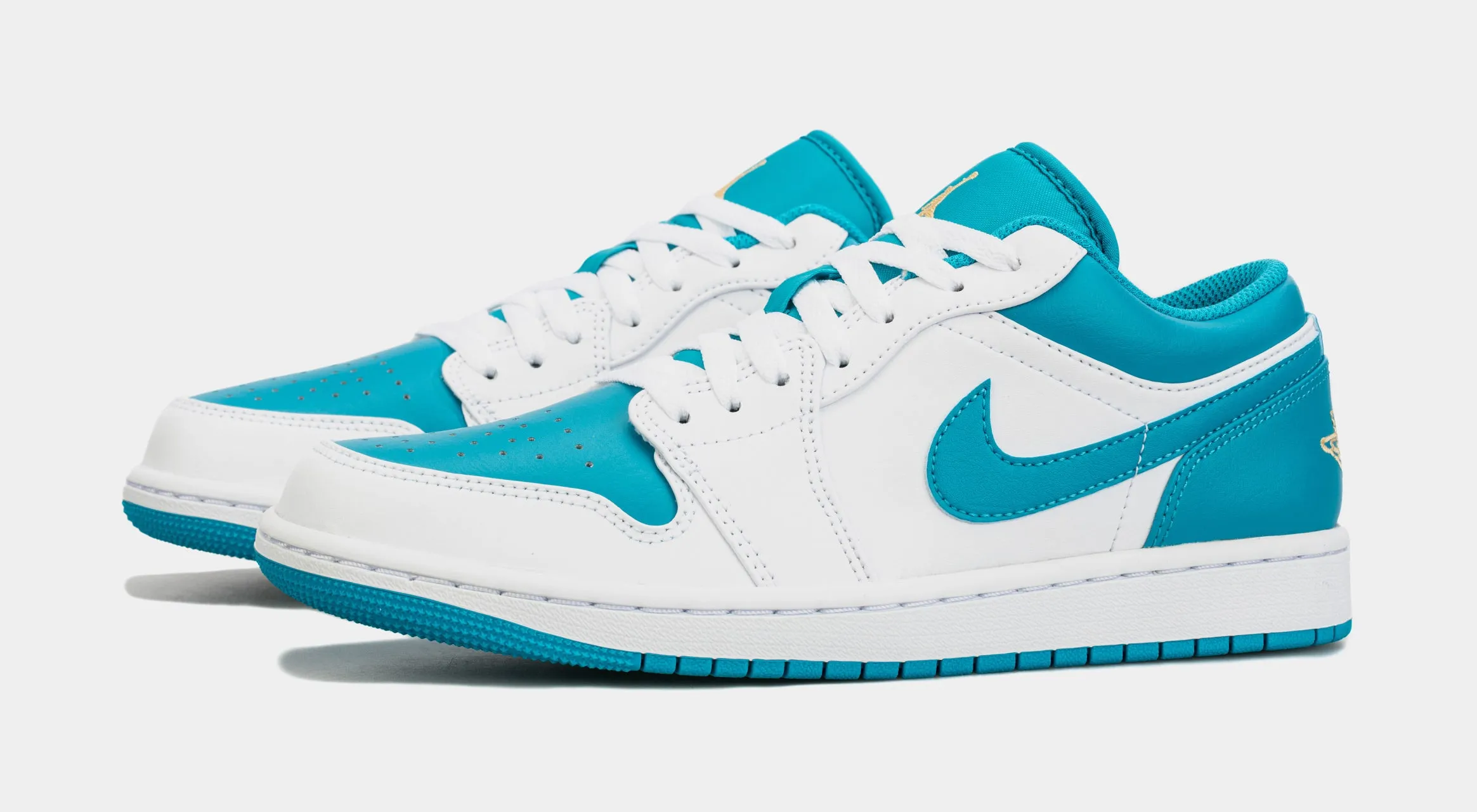 Air Jordan 1 Retro Low Aquatone Mens Lifestyle Shoes (White/Blue)