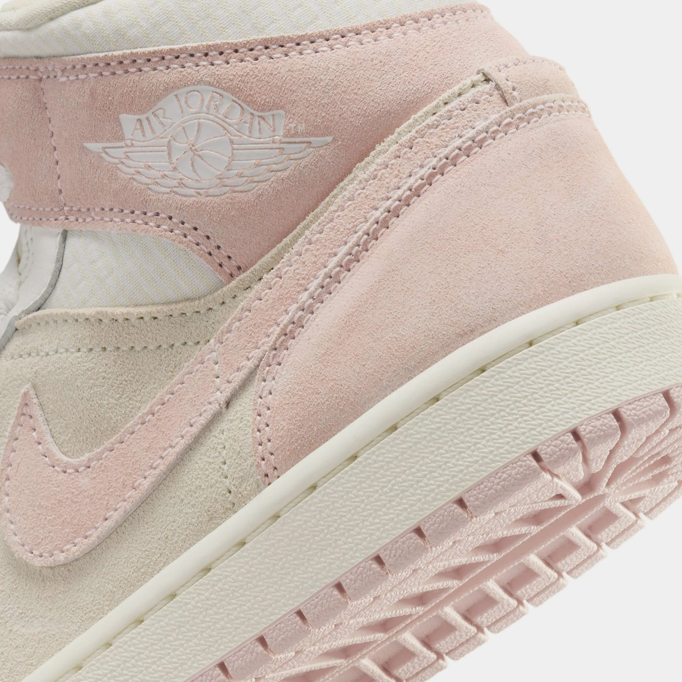 Air Jordan 1 Retro Mid SE Womens Lifestyle Shoes (Coconut Milk/Legend Pink/Sail)