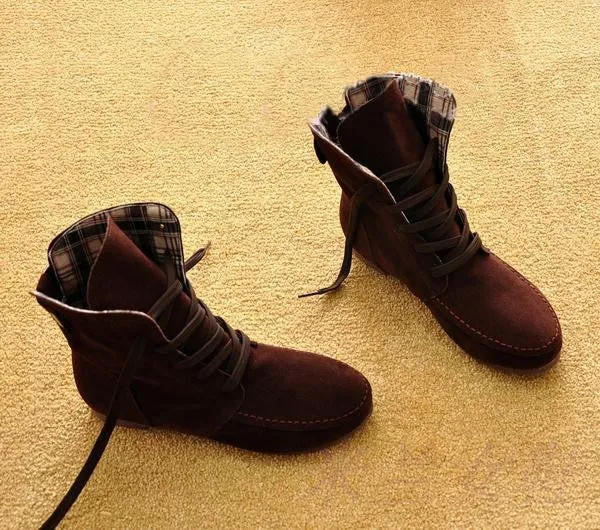 Autumn Solid Color Lace Up Flat Short Boots