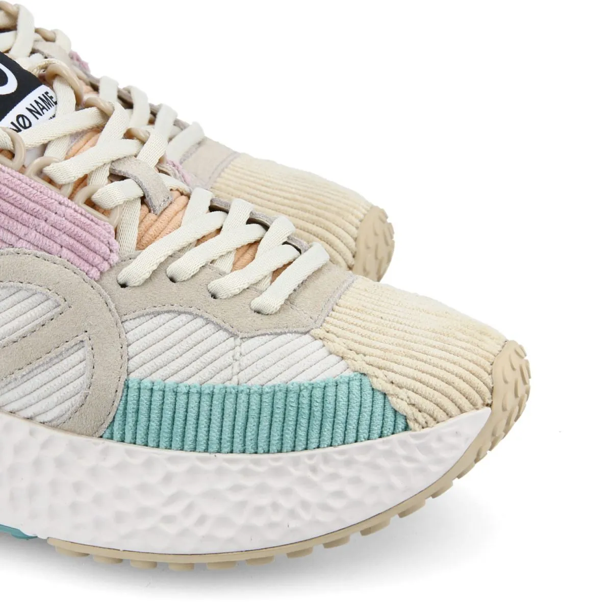 Carter Runner Daddy Beige Mint Sneakers