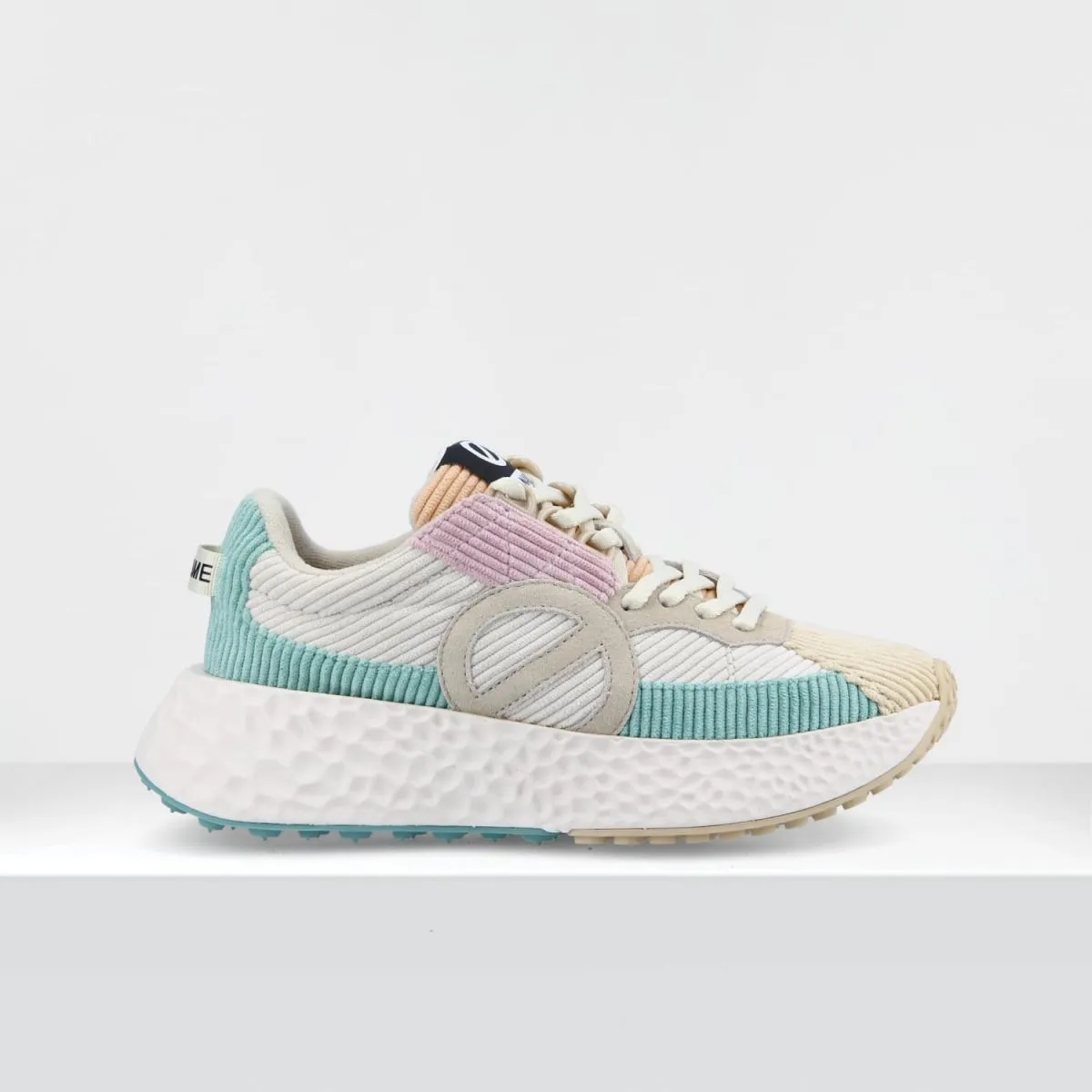 Carter Runner Daddy Beige Mint Sneakers