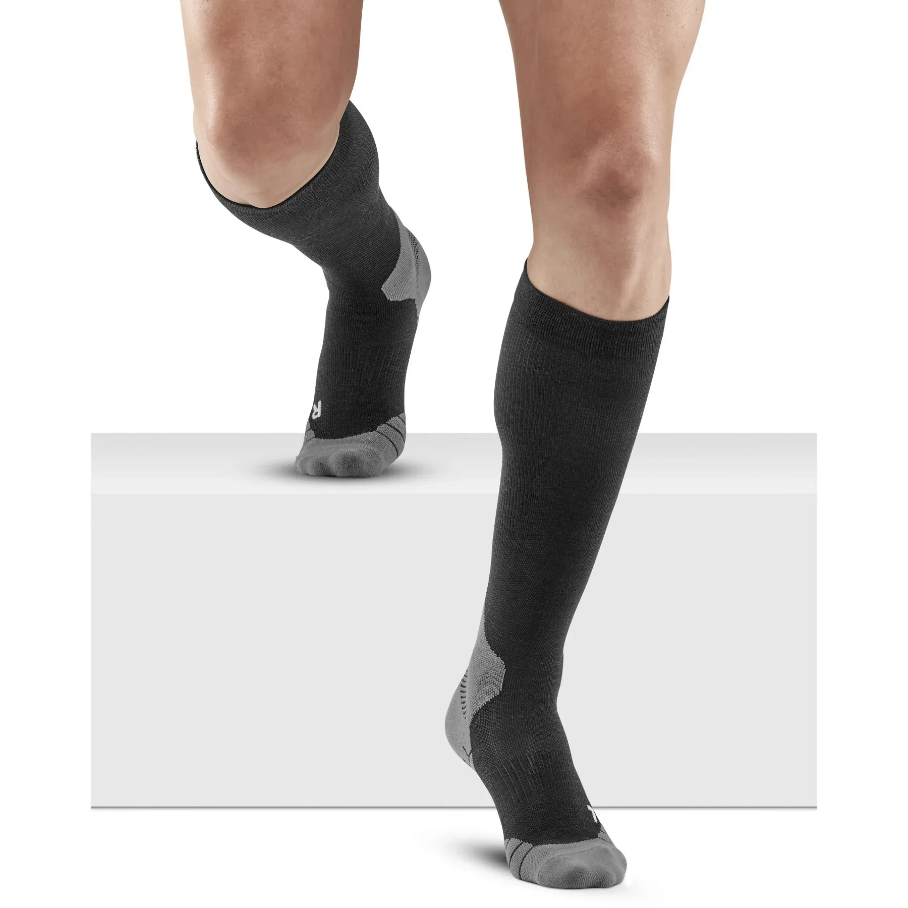 CEP Men&#x27;s Hiking Light Merino Tall Compression Socks Black | Buy CEP Men&#x27;s Hiking Light Merino Tall Compression Socks Black here | Outnorth