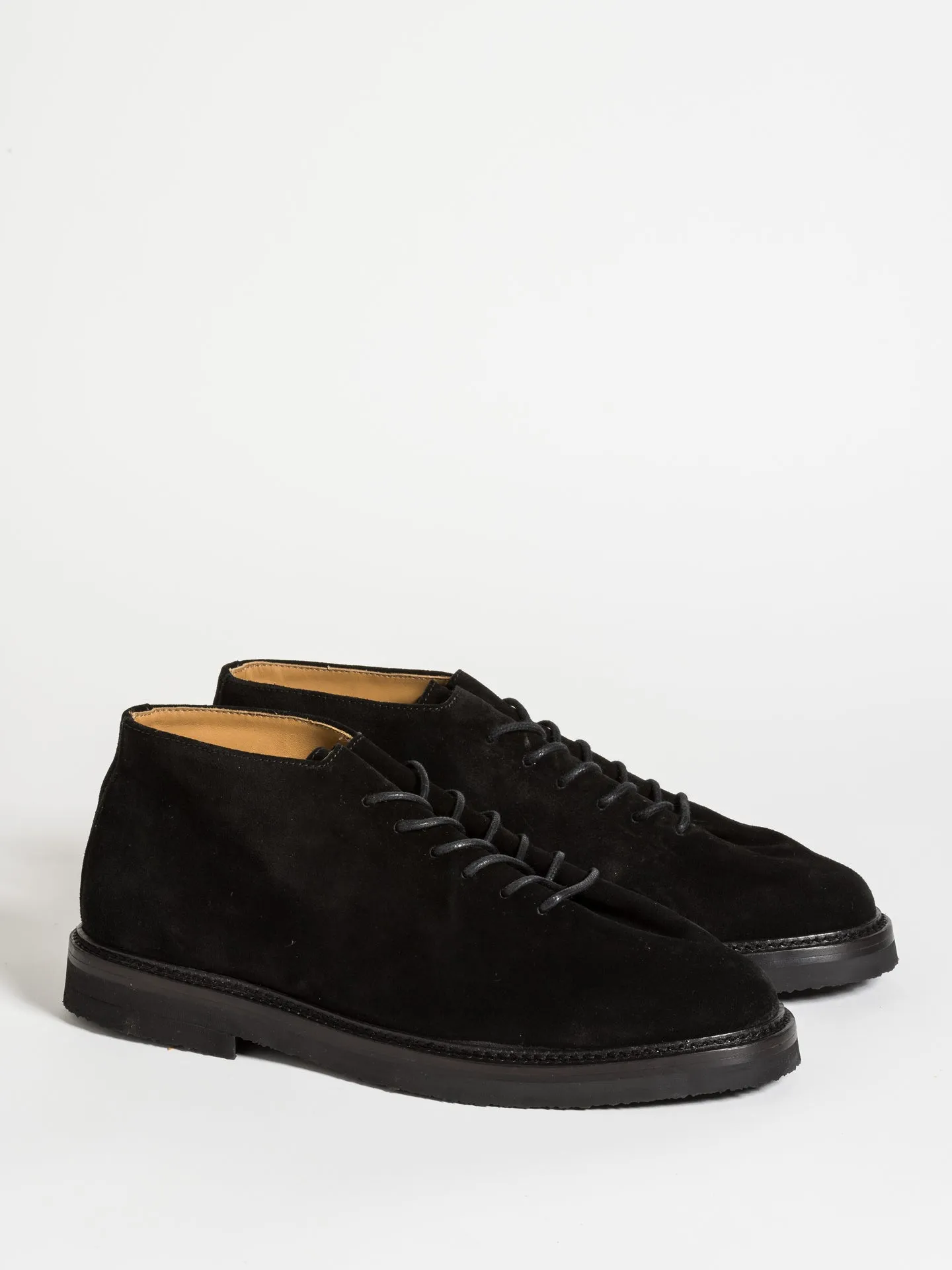 CHUKKA BLACK