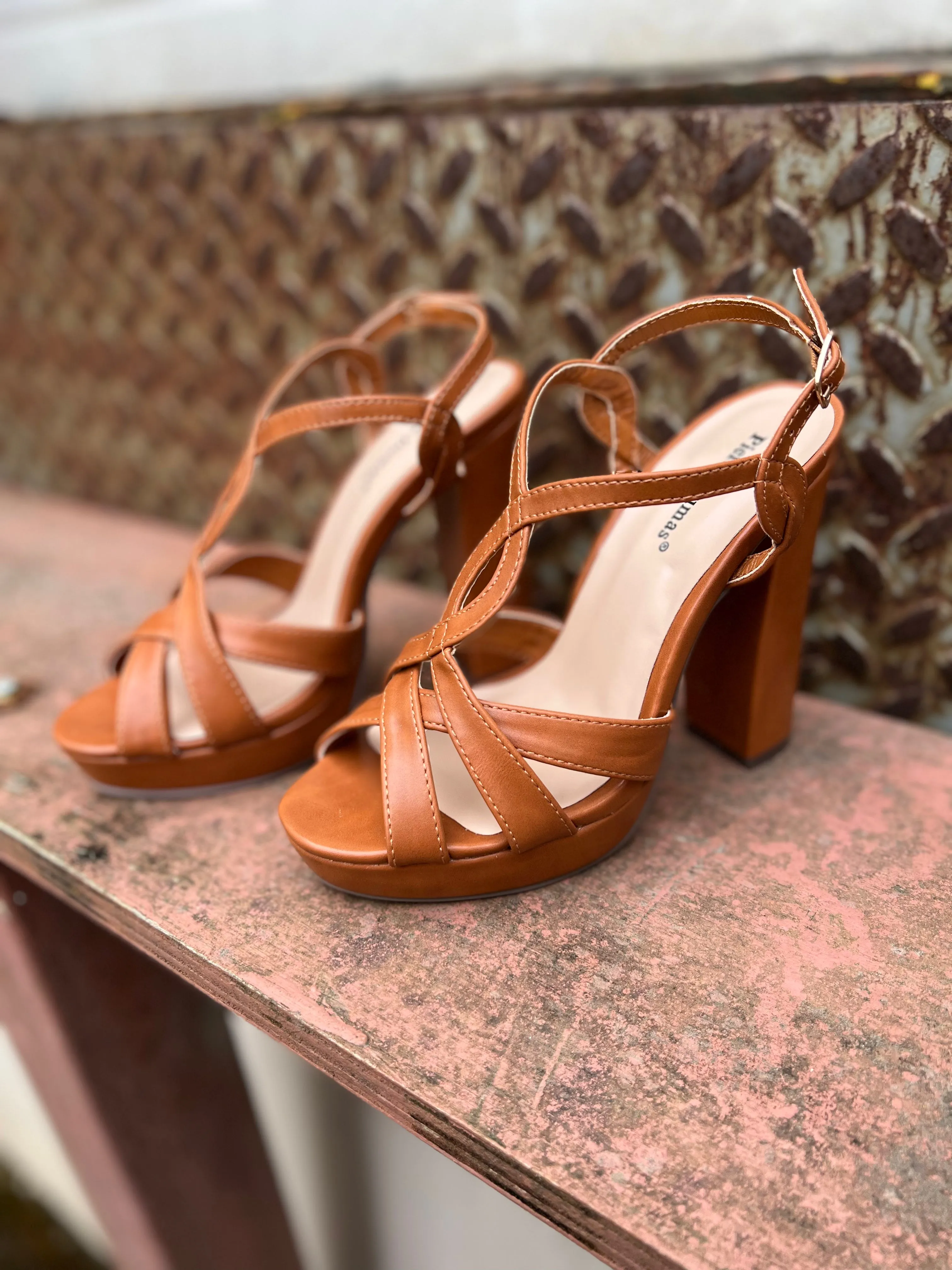 Daray Heels (Tan)