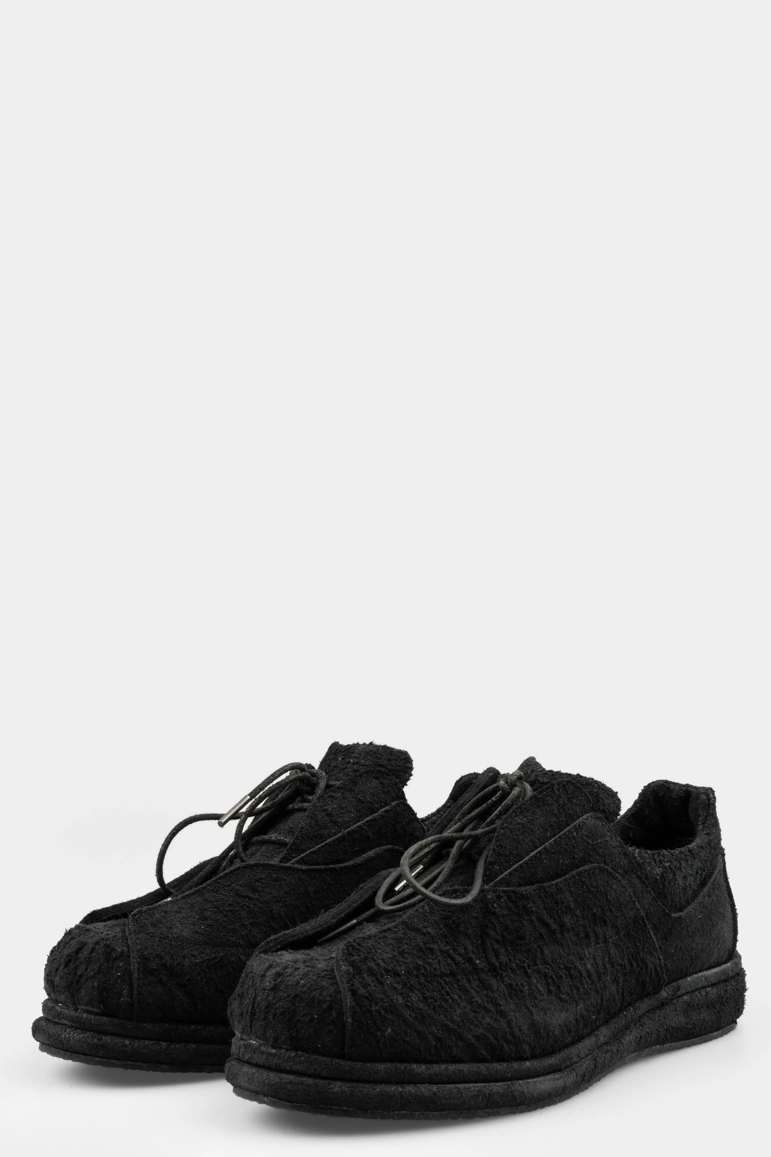 Distressed suede chukka boots, Black