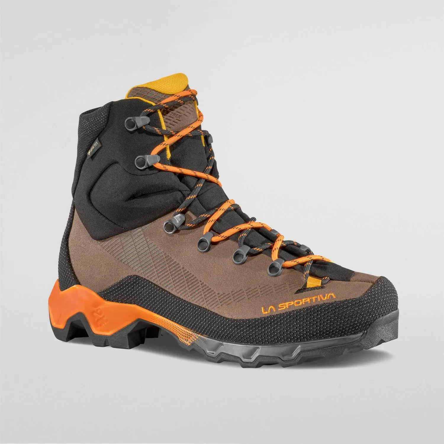 LA SPORTIVA Aequilibrium Trek Gore-tex® Boot (Unisex Sizing)