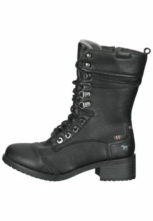 Mustang lace-up boots, black