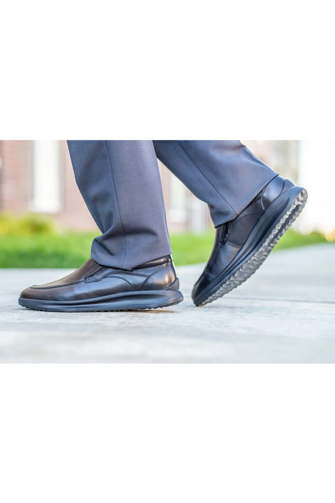 Robbins & Brooks Hinckley Apron Toe Slip-On Black